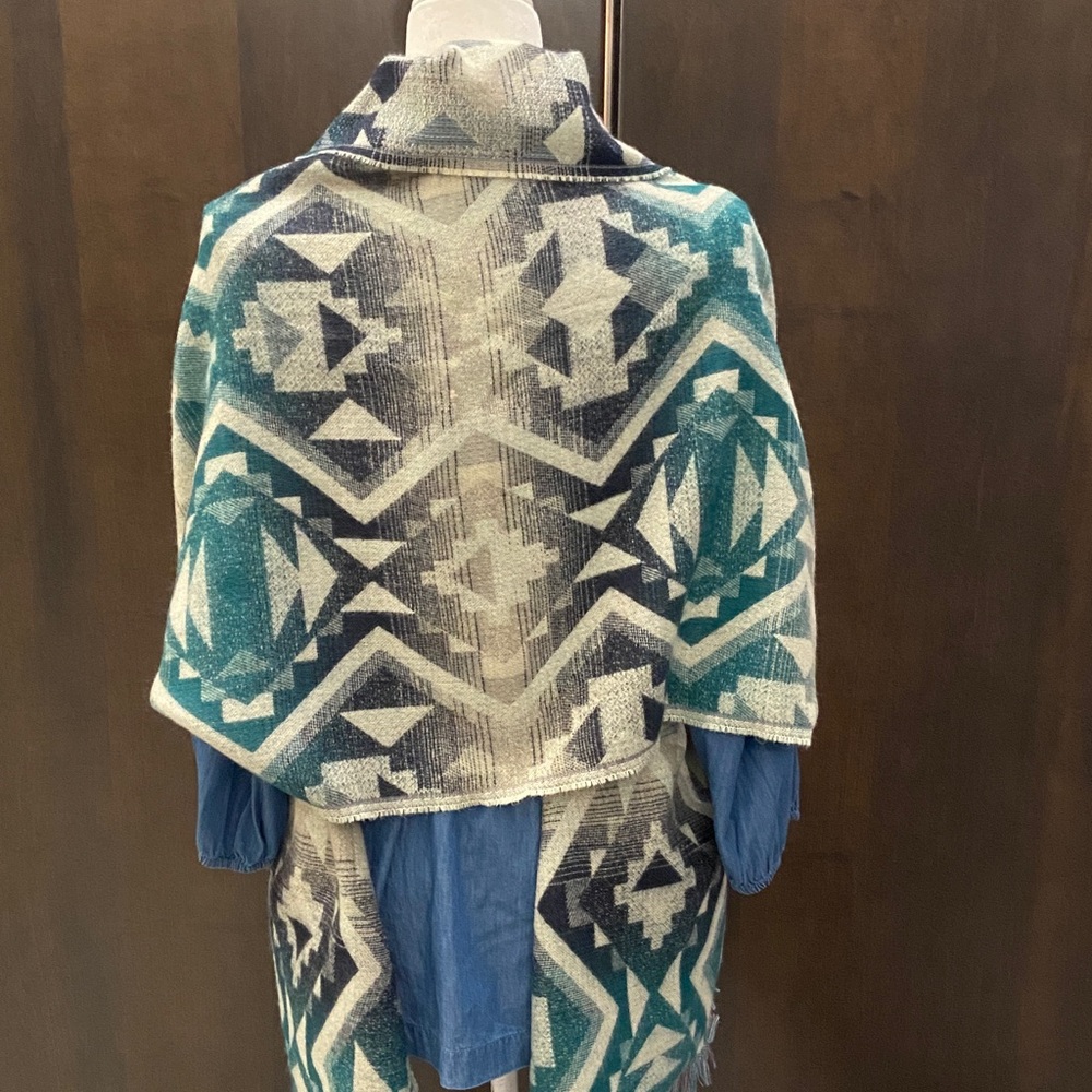 Geometric Patterned Shawl in teal, dark blue, and gray. - Picture 4 of 7